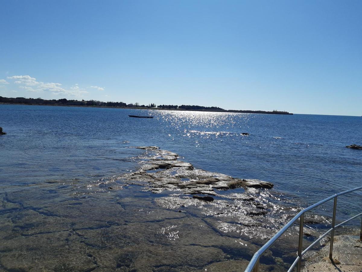 Apartment Uma Umag Bagian luar foto