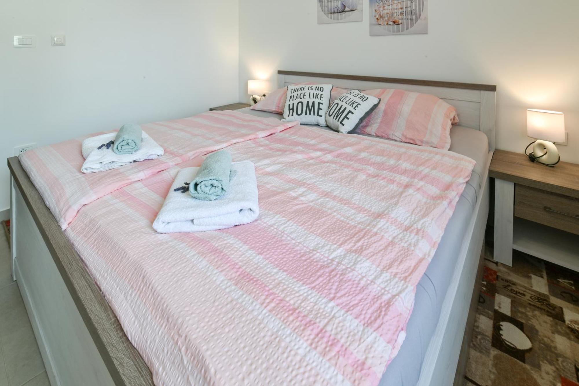 Apartment Uma Umag Bagian luar foto