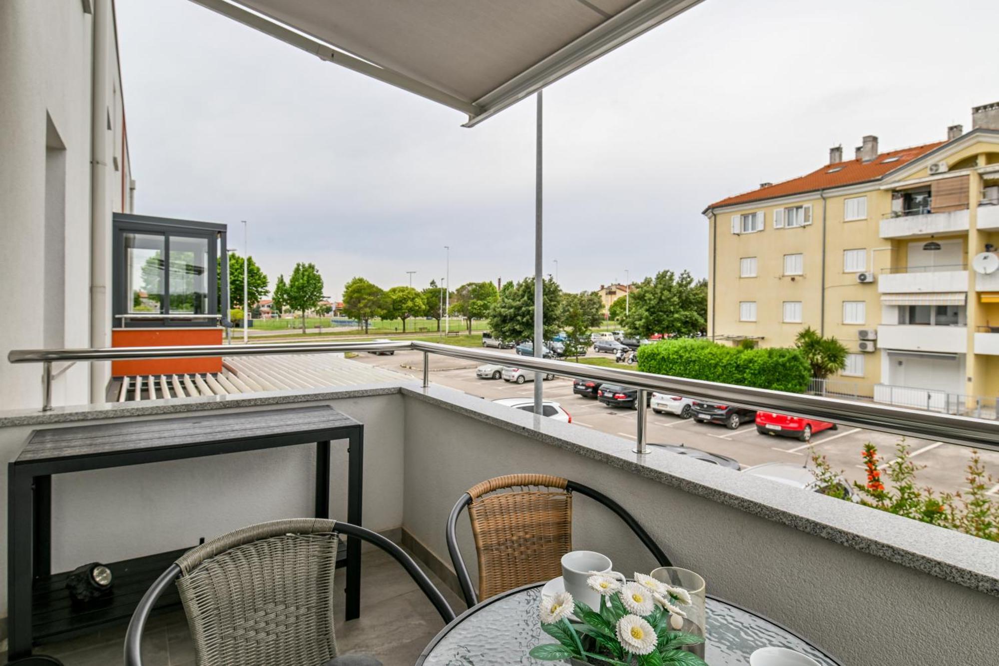 Apartment Uma Umag Bagian luar foto
